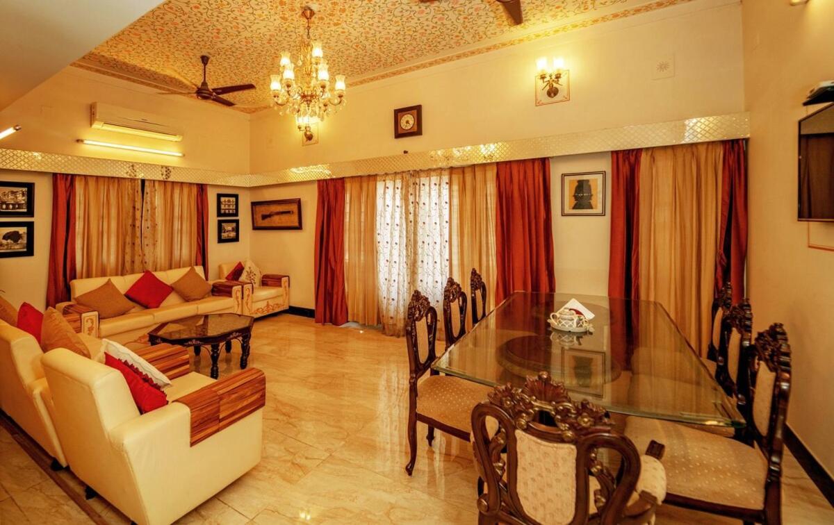 Santosh Villa - The House Of Antiques And Art أُودايبور المظهر الخارجي الصورة