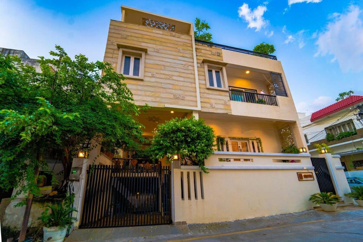 Santosh Villa - The House Of Antiques And Art أُودايبور المظهر الخارجي الصورة