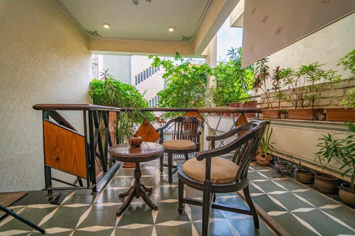 Santosh Villa - The House Of Antiques And Art أُودايبور المظهر الخارجي الصورة